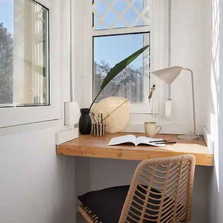 Tanah - 3 Bedrooms And Balcony In Eixample Dreta