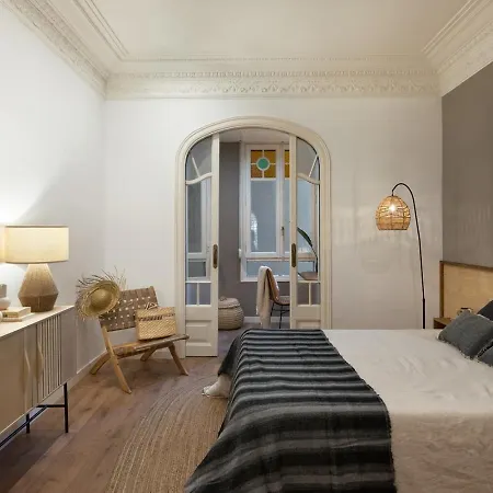 Apartment Tanah - 3 Bedrooms And Balcony In Eixample Dreta *