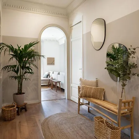 Apartment Tanah - 3 Bedrooms And Balcony In Eixample Dreta *